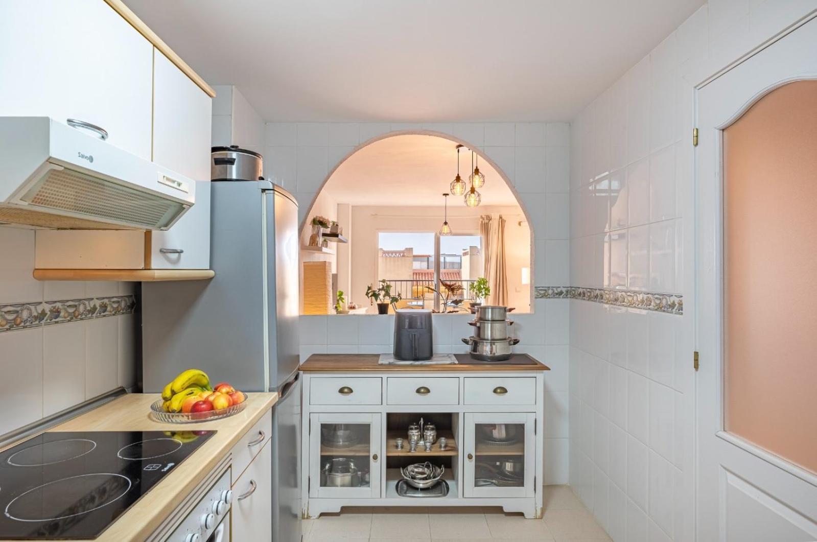 Apartamento Acogedor Con Vista Al Mar Малага Экстерьер фото